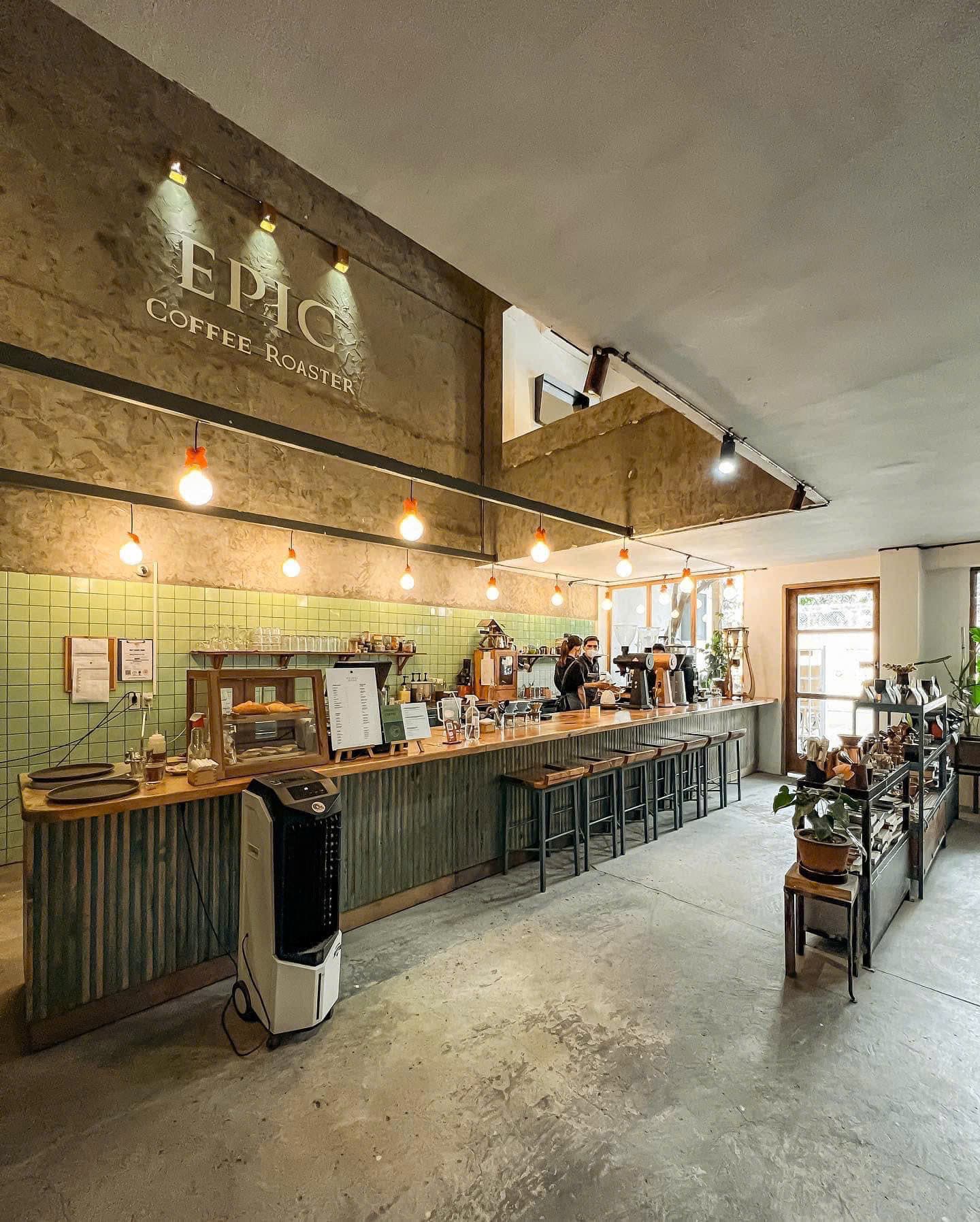 Building Your First Menu and Standardizing Recipes for a New Coffee Shop